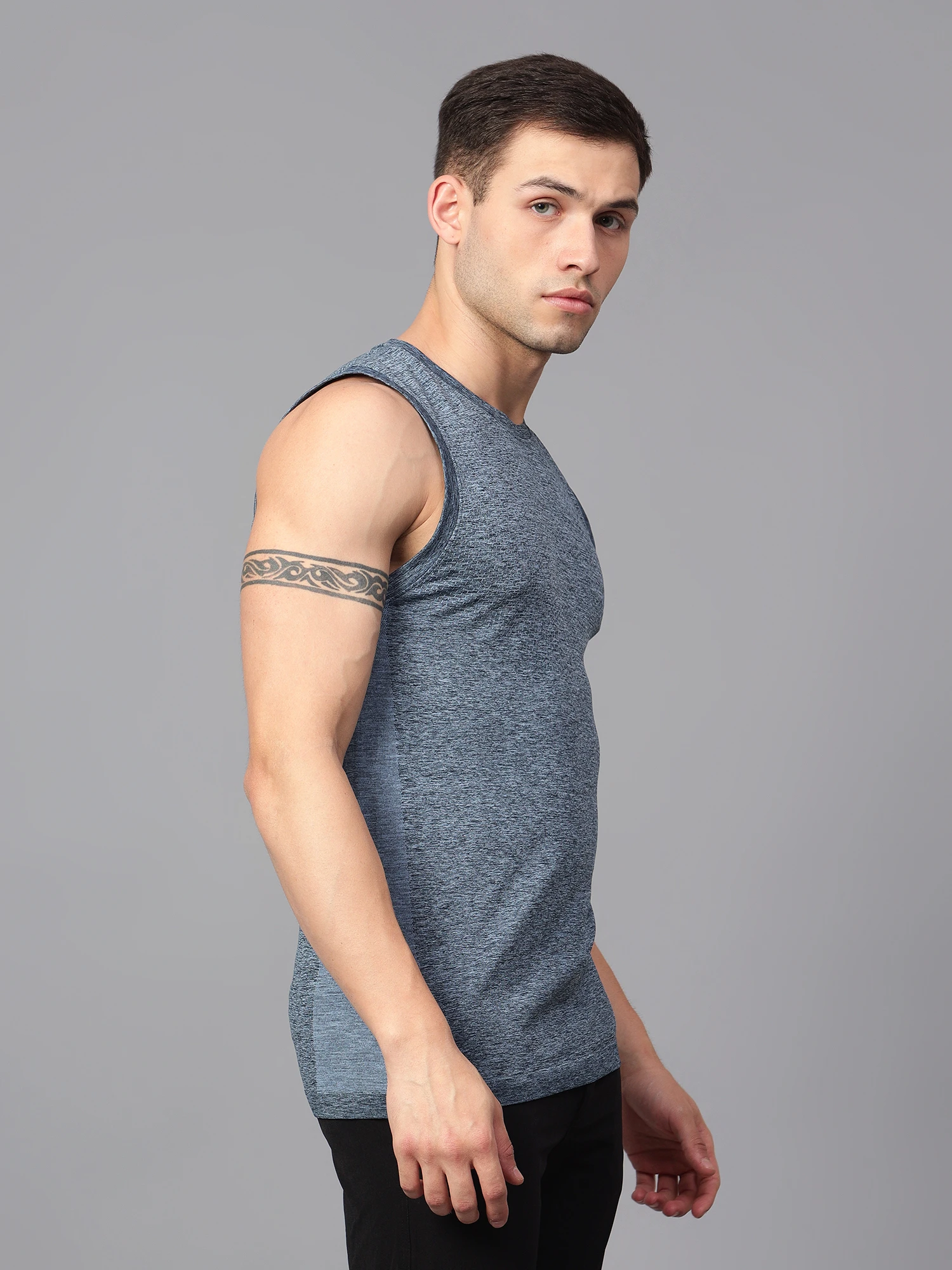 Blue seamless training men's vest