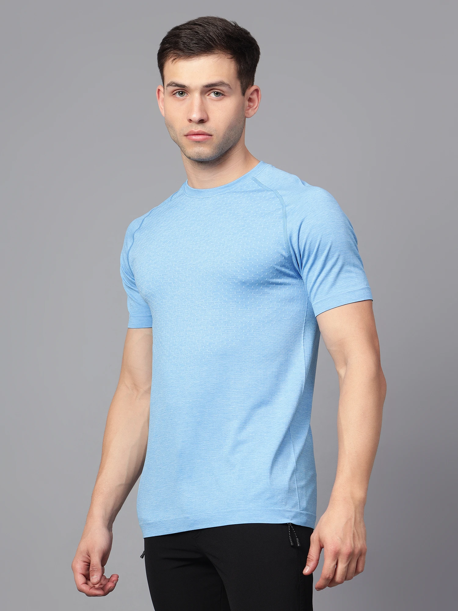 Pale blue men's seamless gym t-shirt
