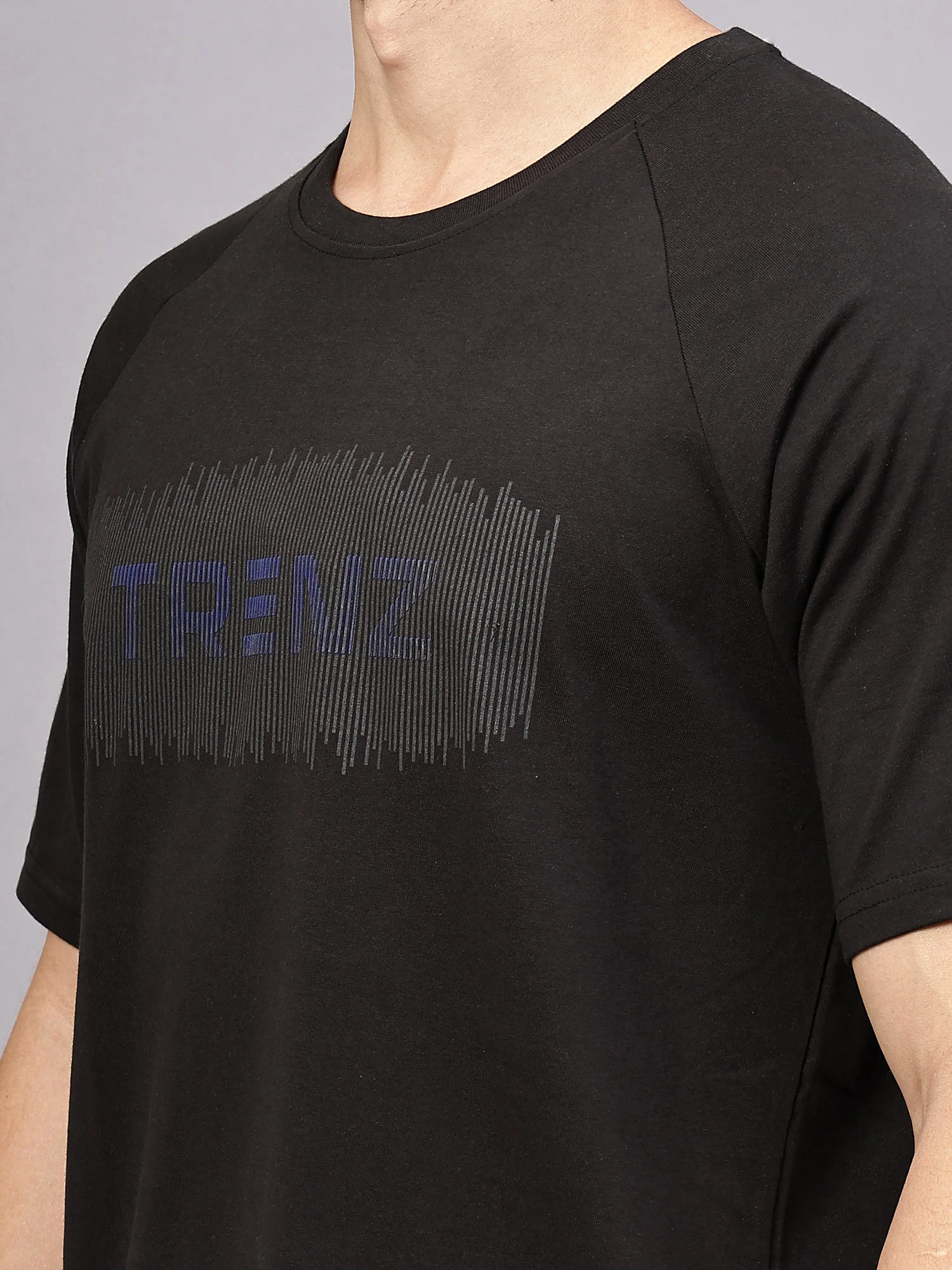 Trenz black oversized T‑shirt for men by Shiv Naresh