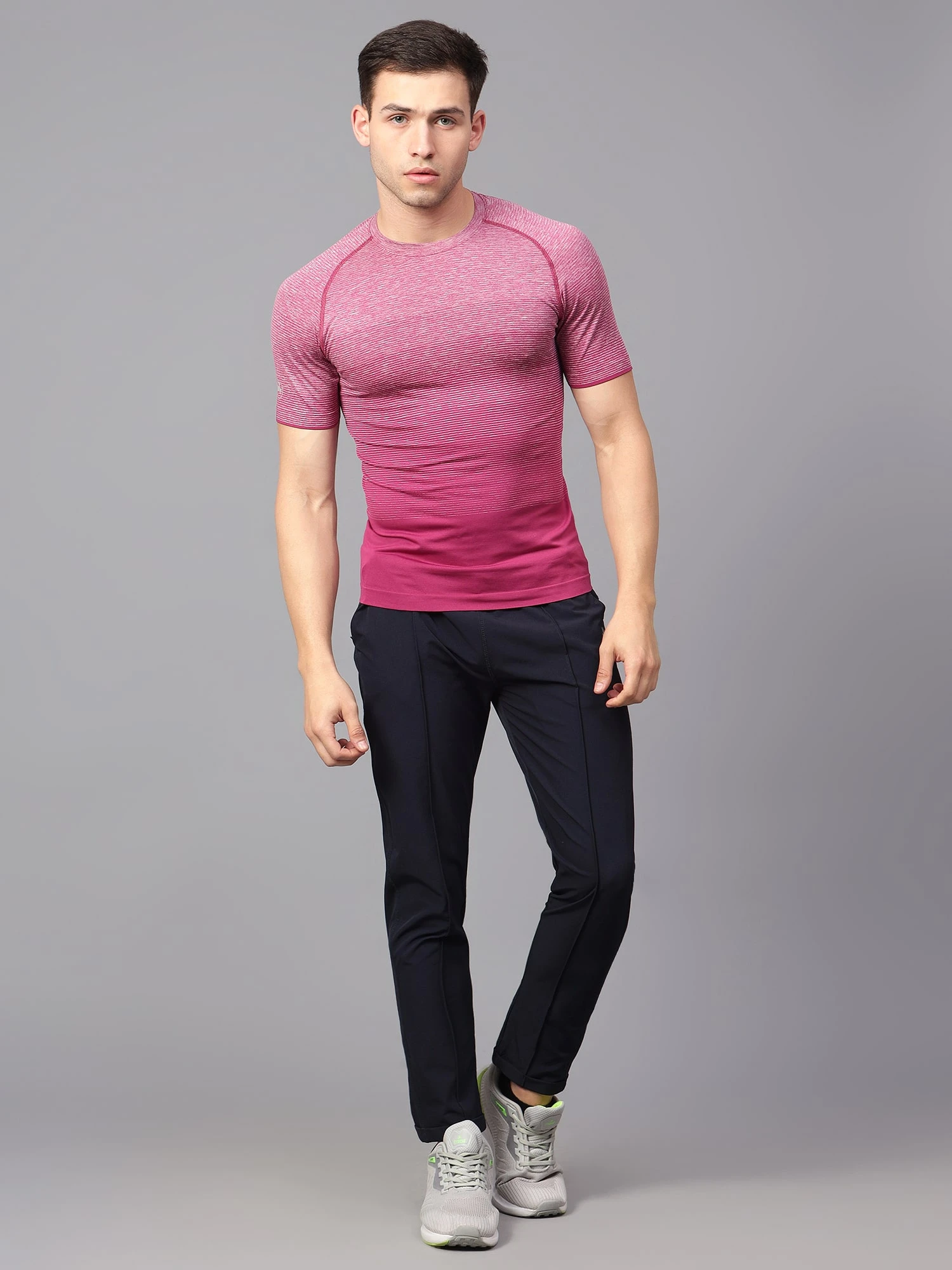 Mehroon seamless elevated gym t-shirt for men