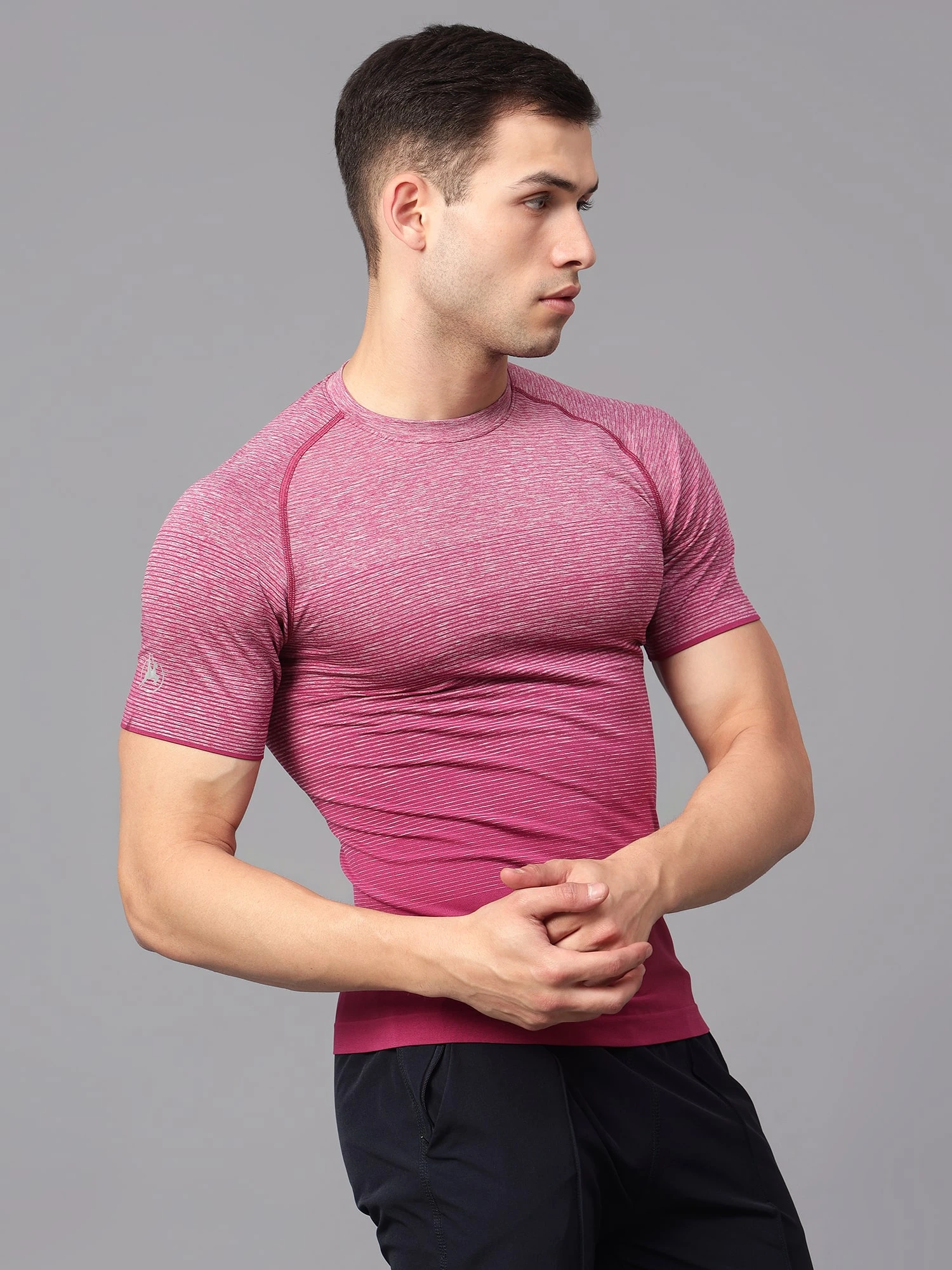 Mehroon seamless elevated gym t-shirt for men