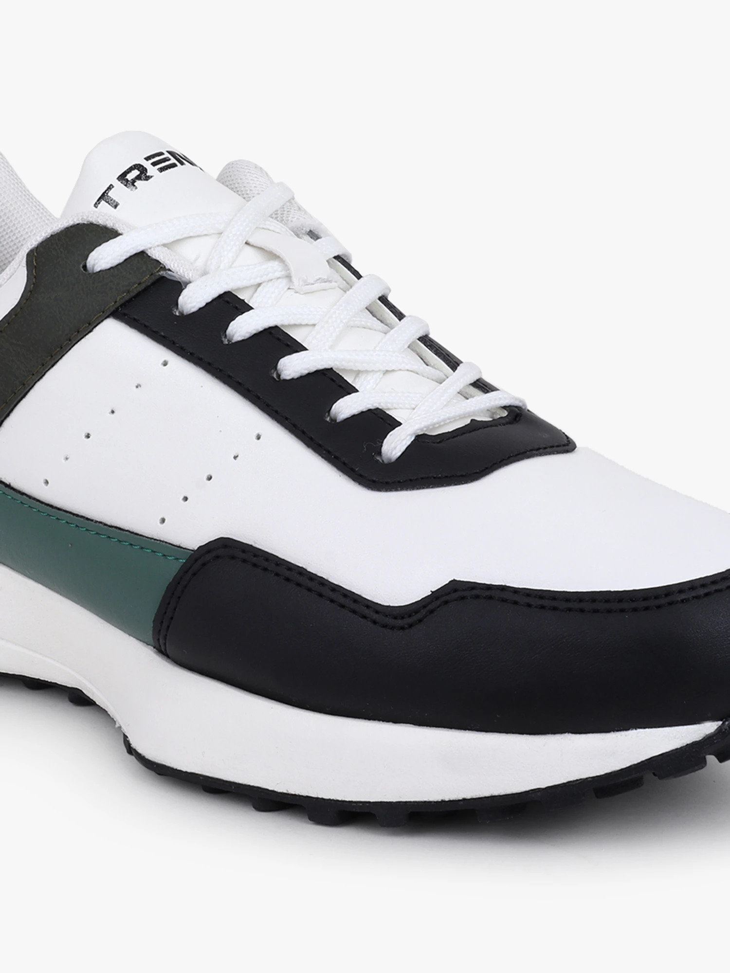 Shivnaresh Trenz men running sports shoes white olive