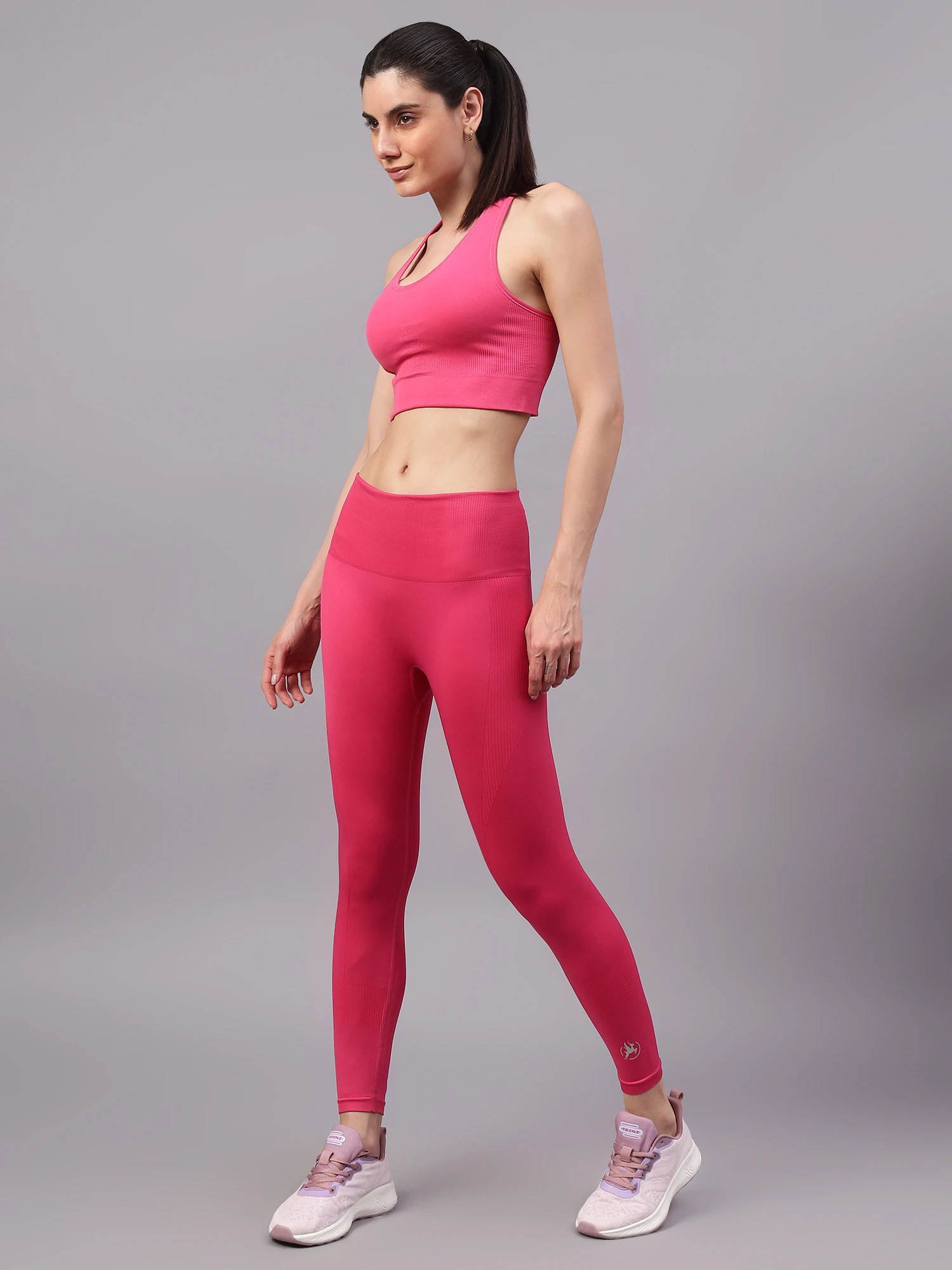 Co-ord Women’s Seamless Gym Workout Set Fuchsia pink