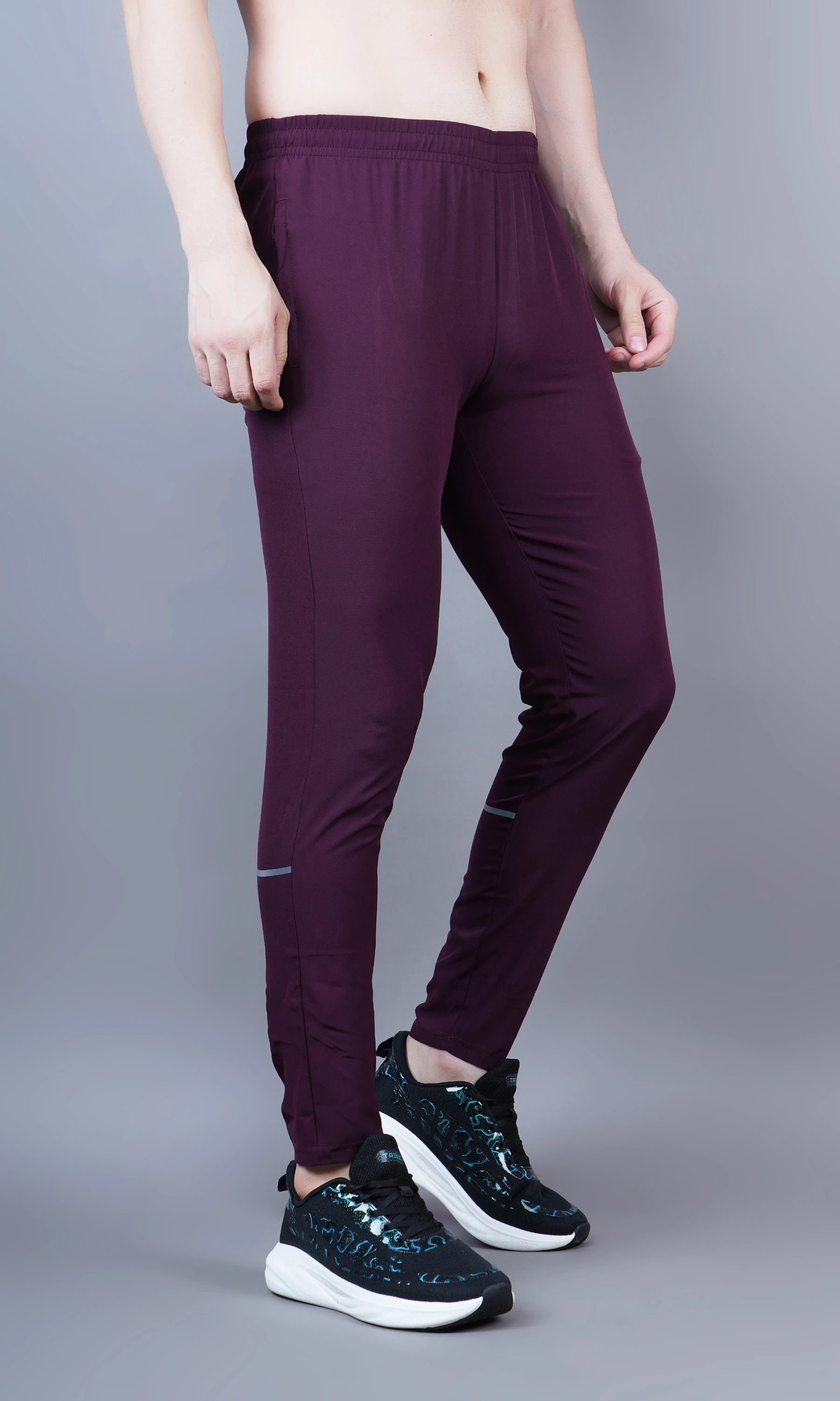 Men's Essential Training Trackpants in Wine