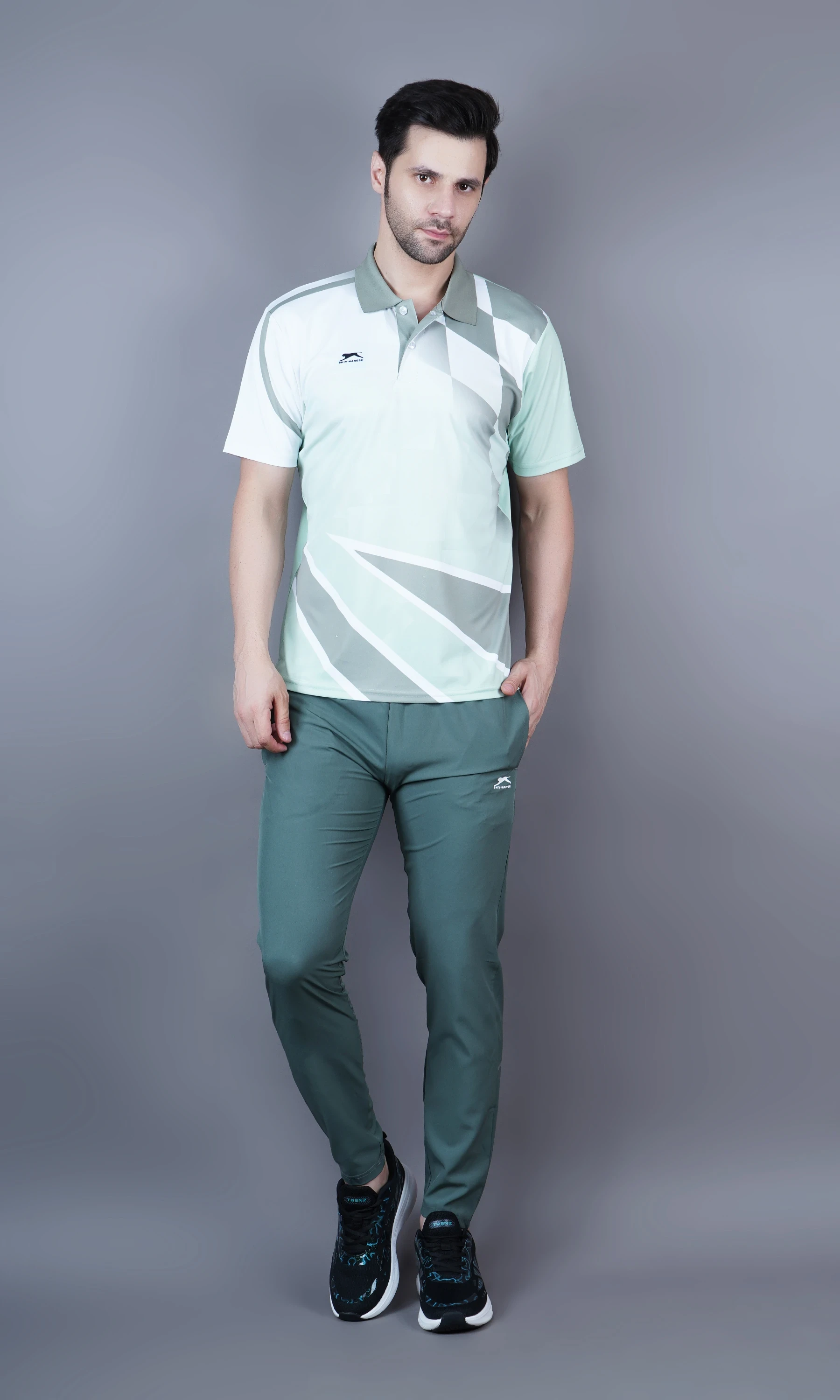 Men's Essential Training Trackpants in Green