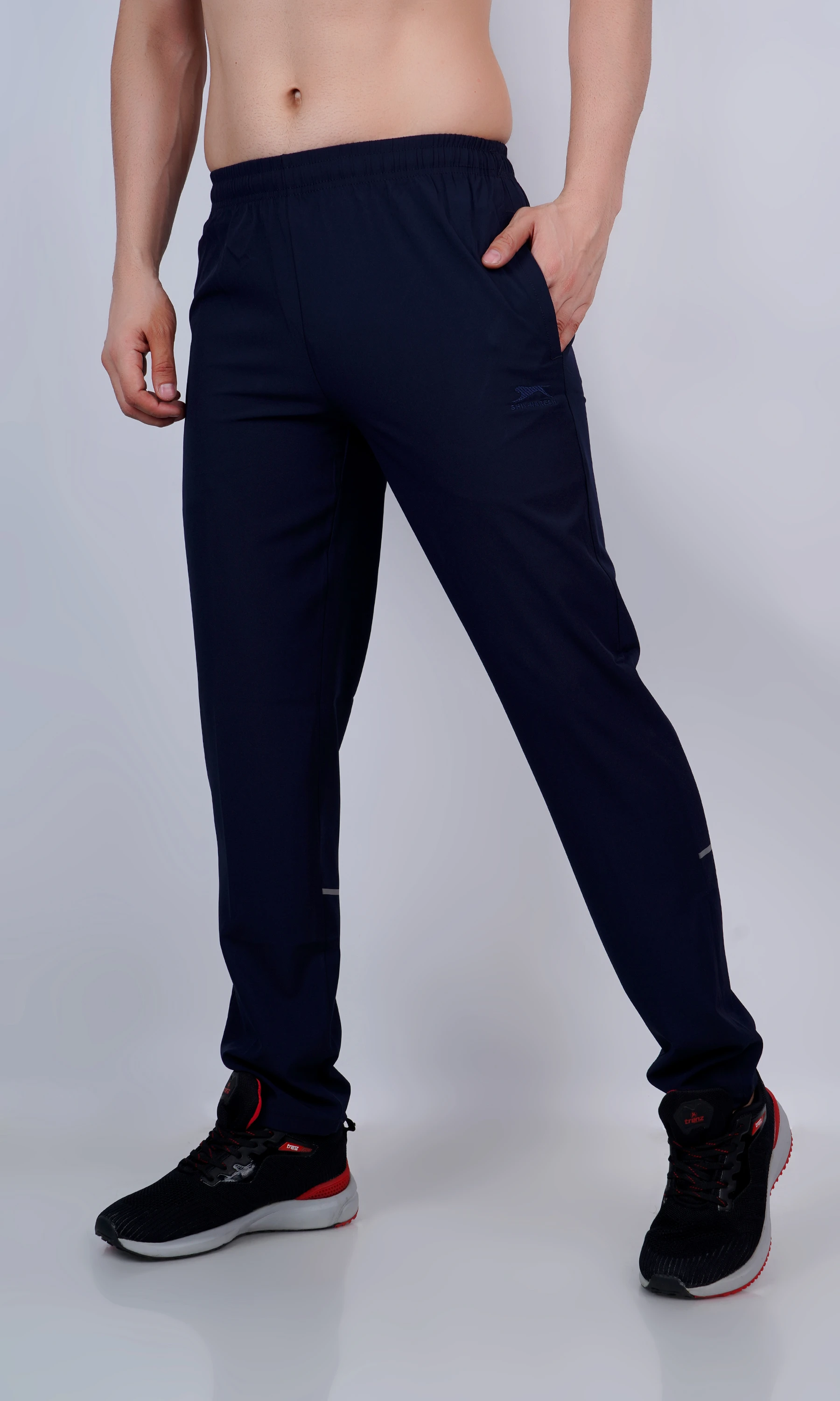 Men's Essential Training Trackpants in Navy Blue